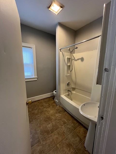 93 Pulaski St #1 - Photo 4 of 6