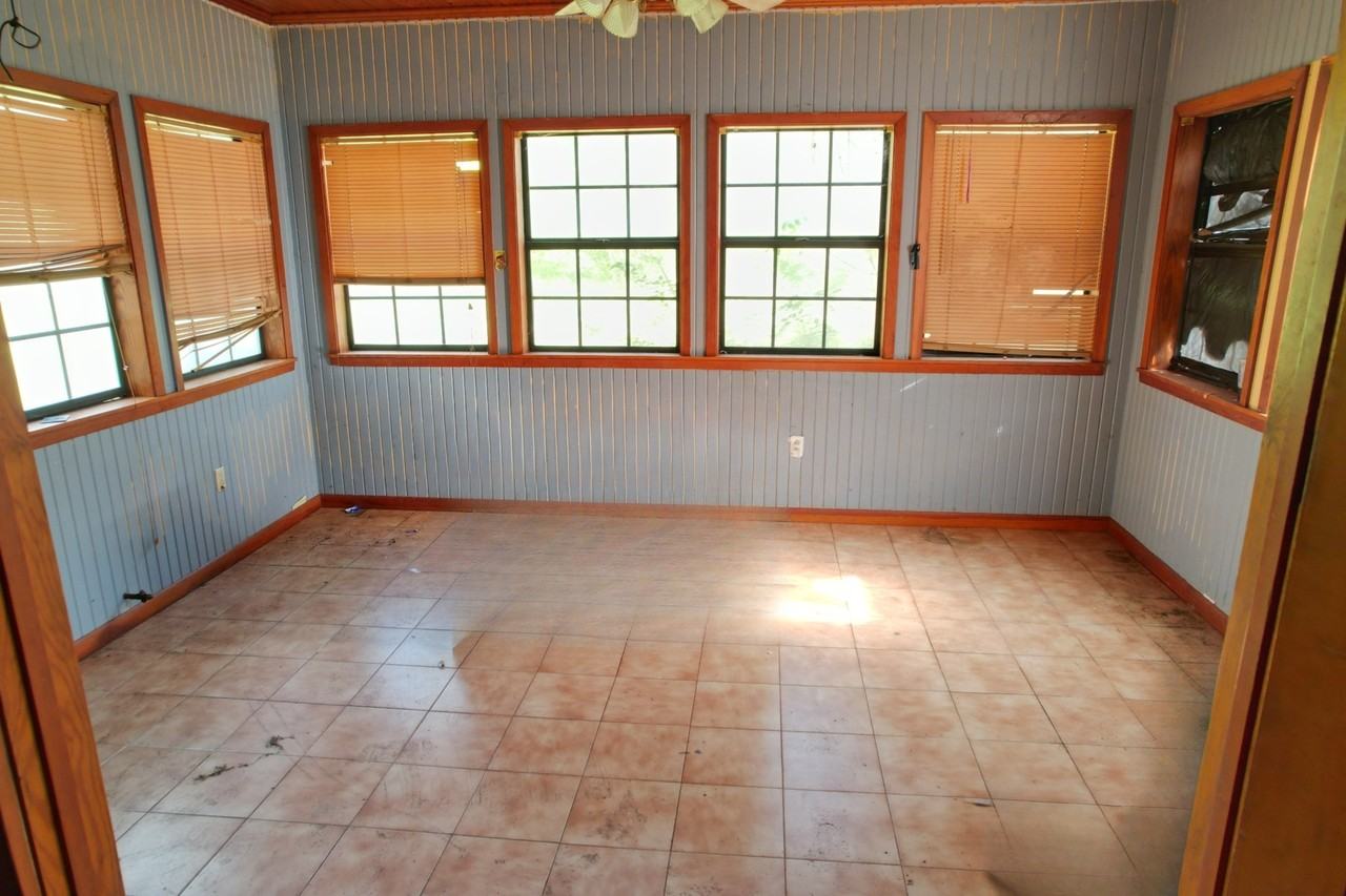 460 Rogers St #1 - Photo 5 of 25