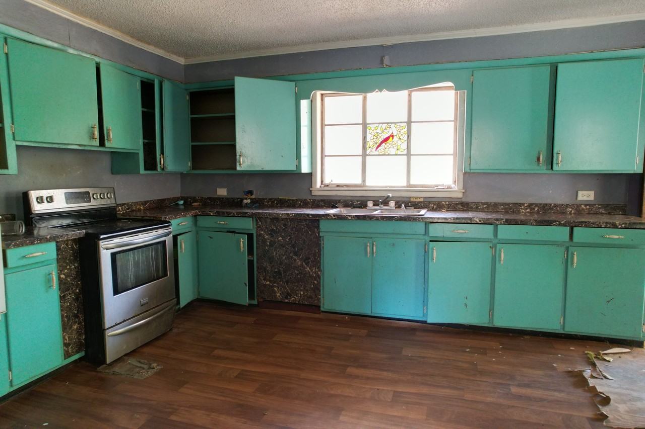 460 Rogers St #1 - Photo 6 of 25