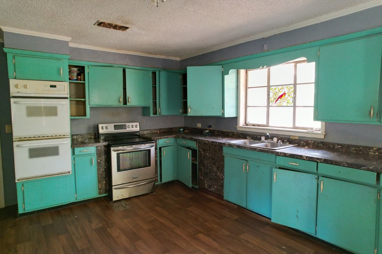 460 Rogers St #1 - Photo 7 of 25