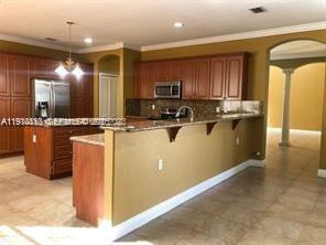 16061 Southwest 45th Street #16061 - Photo 5 of 28