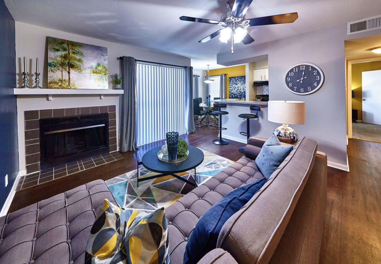 South Pointe - Photo 6 of 12