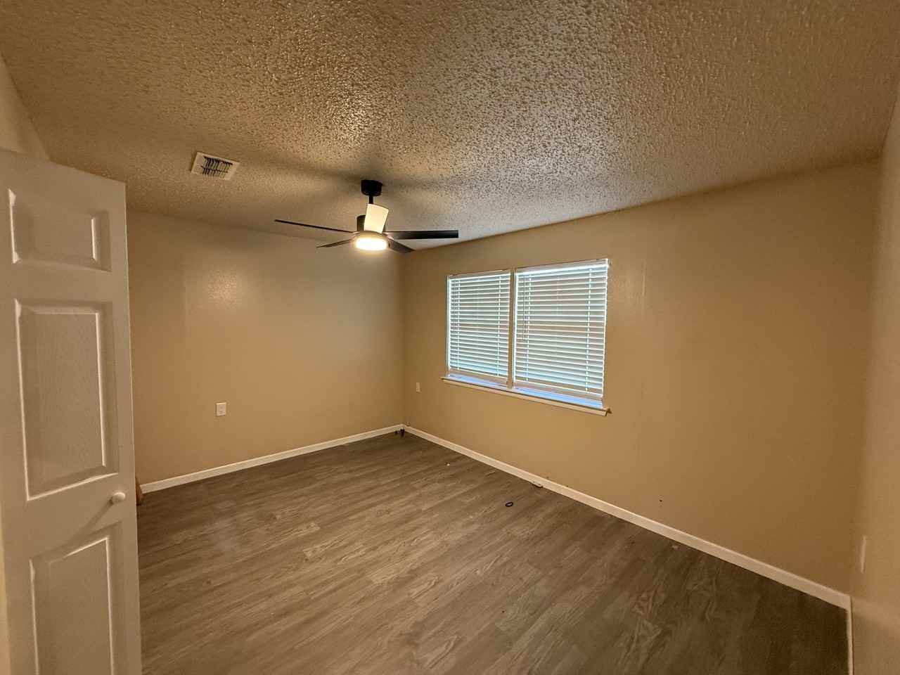 200 Twin Mountain Rd #H2 - Photo 7 of 32