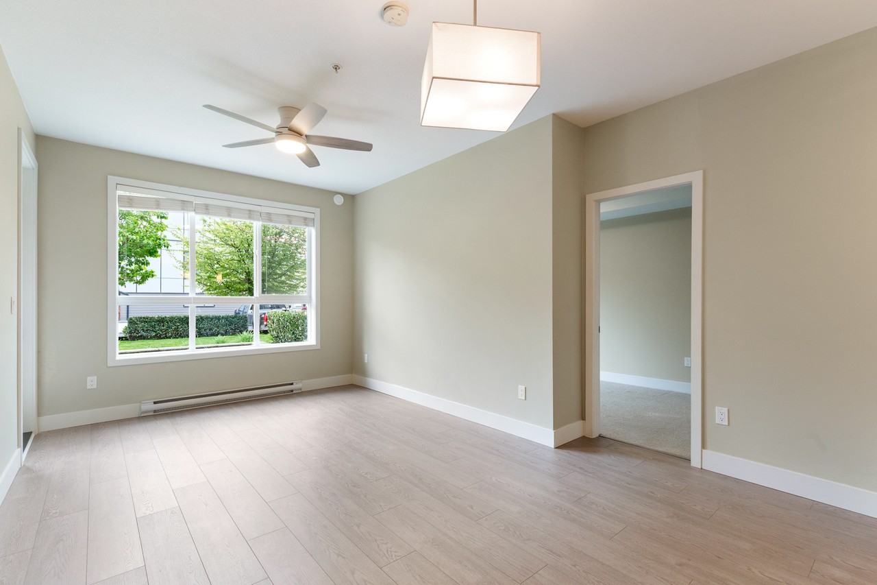 1948 Parallel Two Apartment - Photo 3 of 28