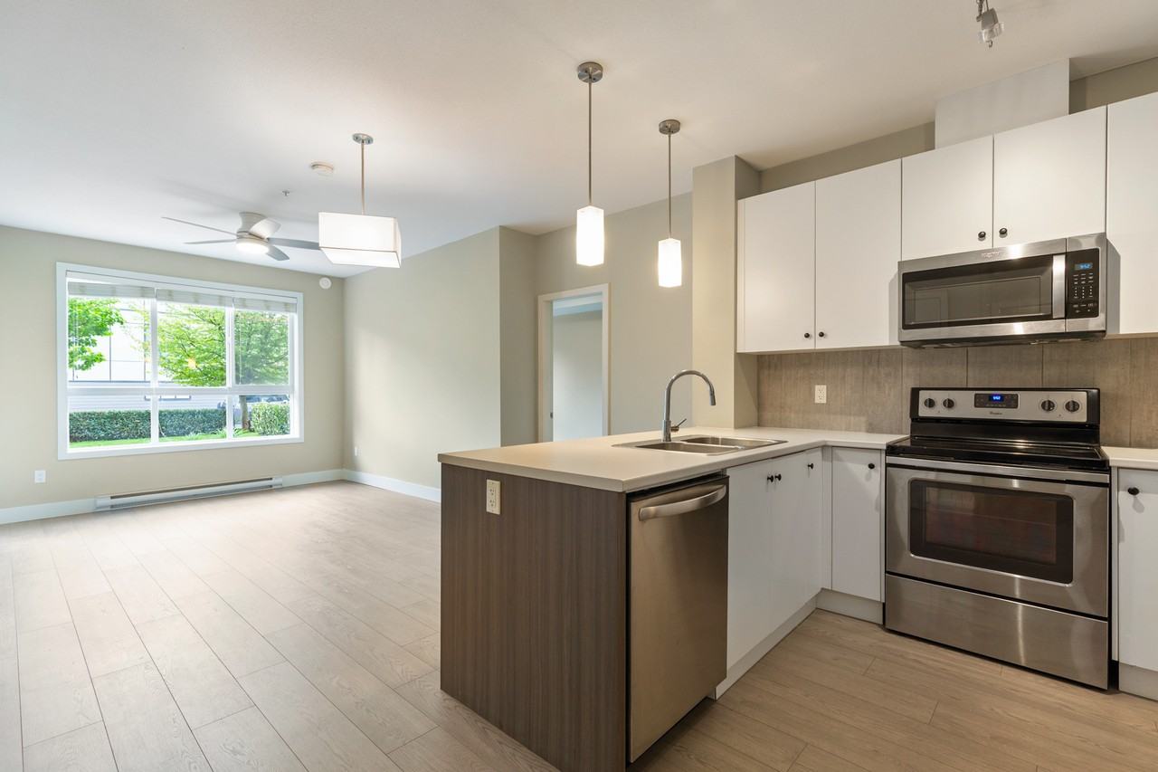 1948 Parallel Two Apartment - Photo 6 of 28