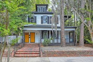 featured image of 910 E Duffy St