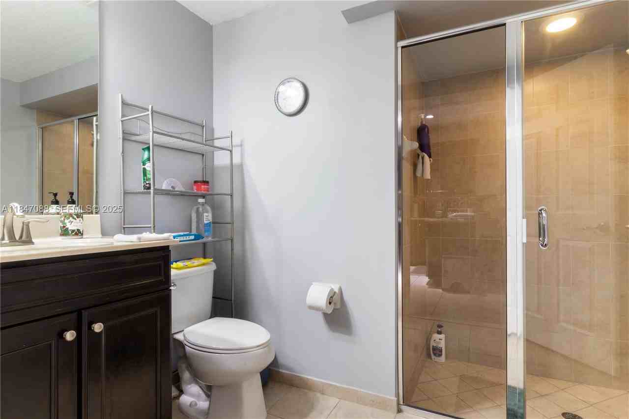 9831 Northwest 88th Lane #9831 - Photo 6 of 10