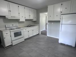 featured image of 1009 Plainview Dr #1