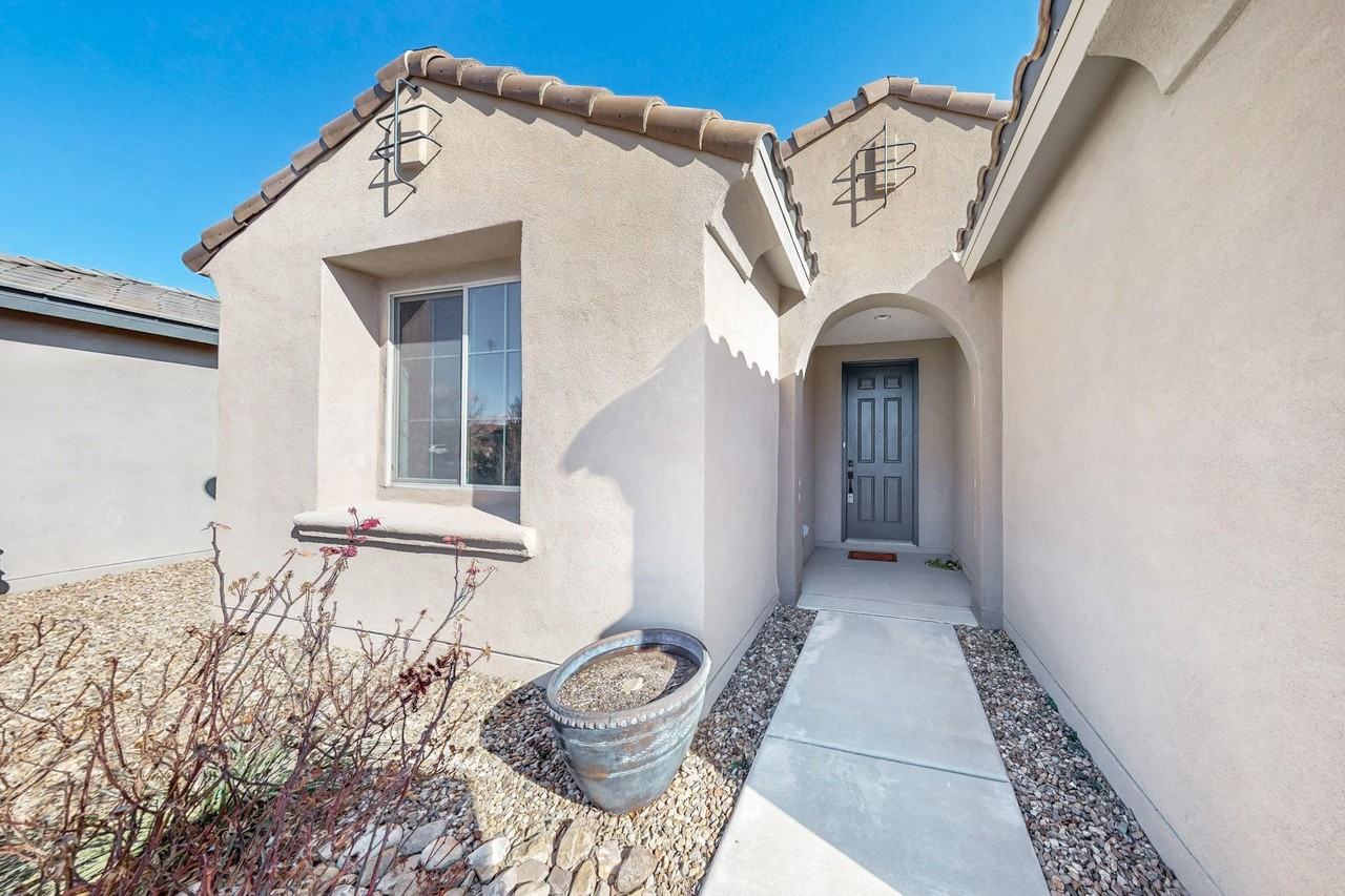 6405 Kings Canyon Cv Ne #1 - Photo 5 of 48