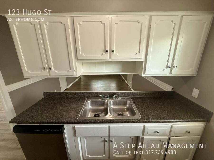 123 Hugo St - Photo 7 of 21