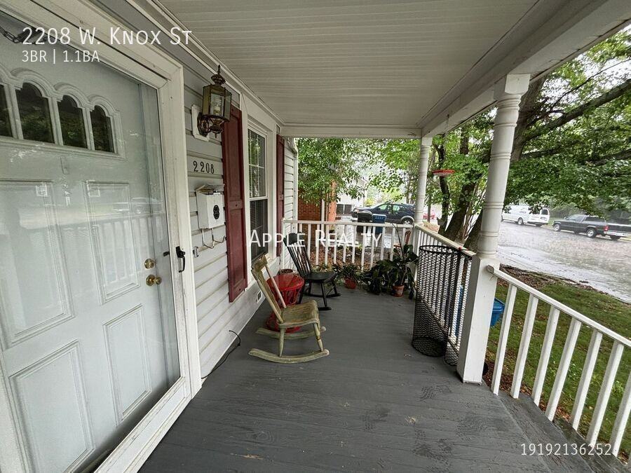 2208 W Knox St - Photo 6 of 13