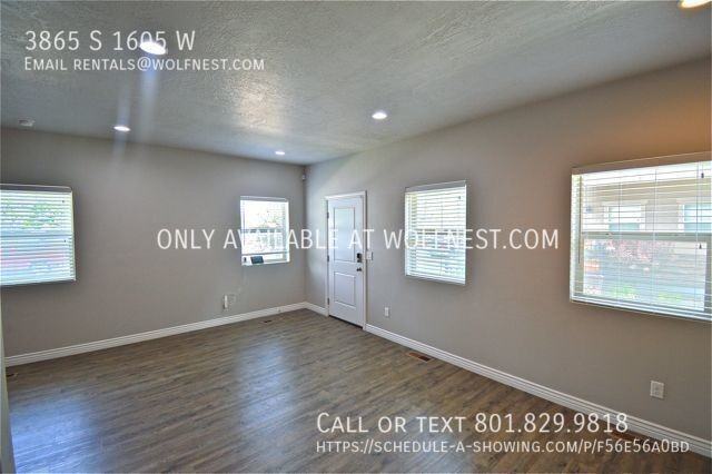 3865 S 1605 W - Photo 3 of 20