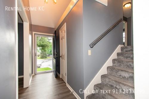 2116 E 144th St - Photo 7 of 44