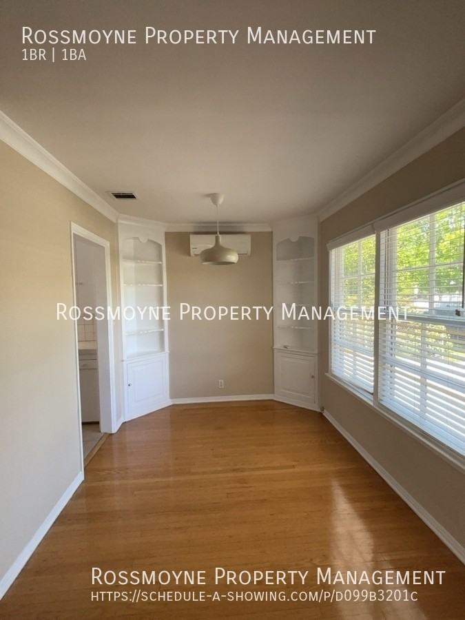 4413 Ledge Ave - Photo 3 of 11