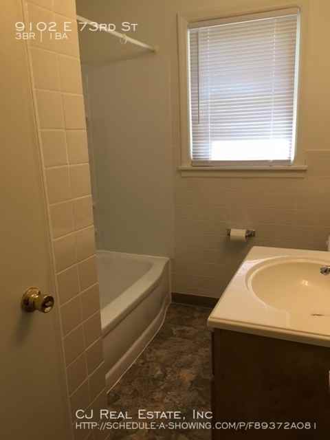 9102 E 73rd St - Photo 7 of 8