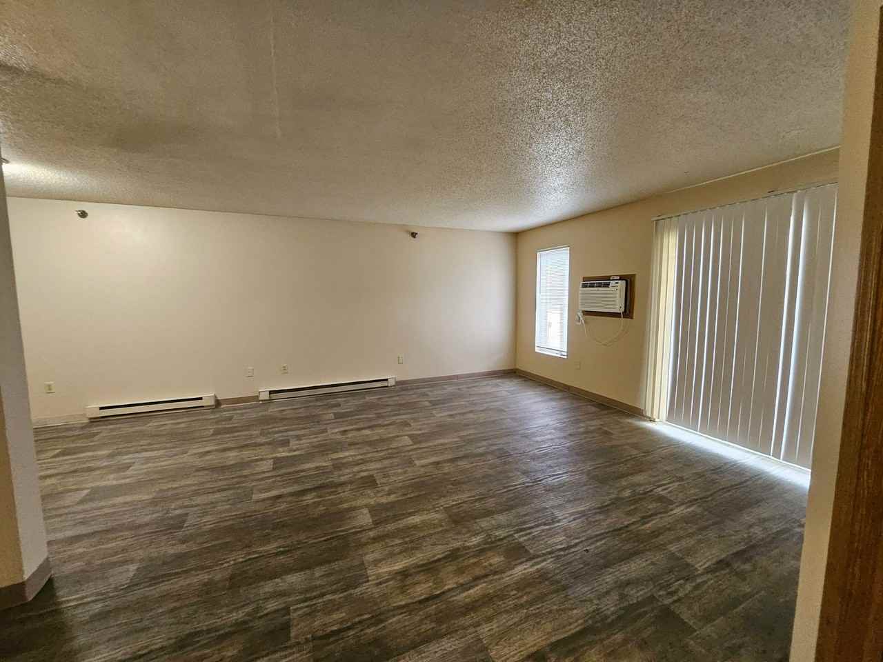 1201 E Bell Avenue - Photo 2 of 33
