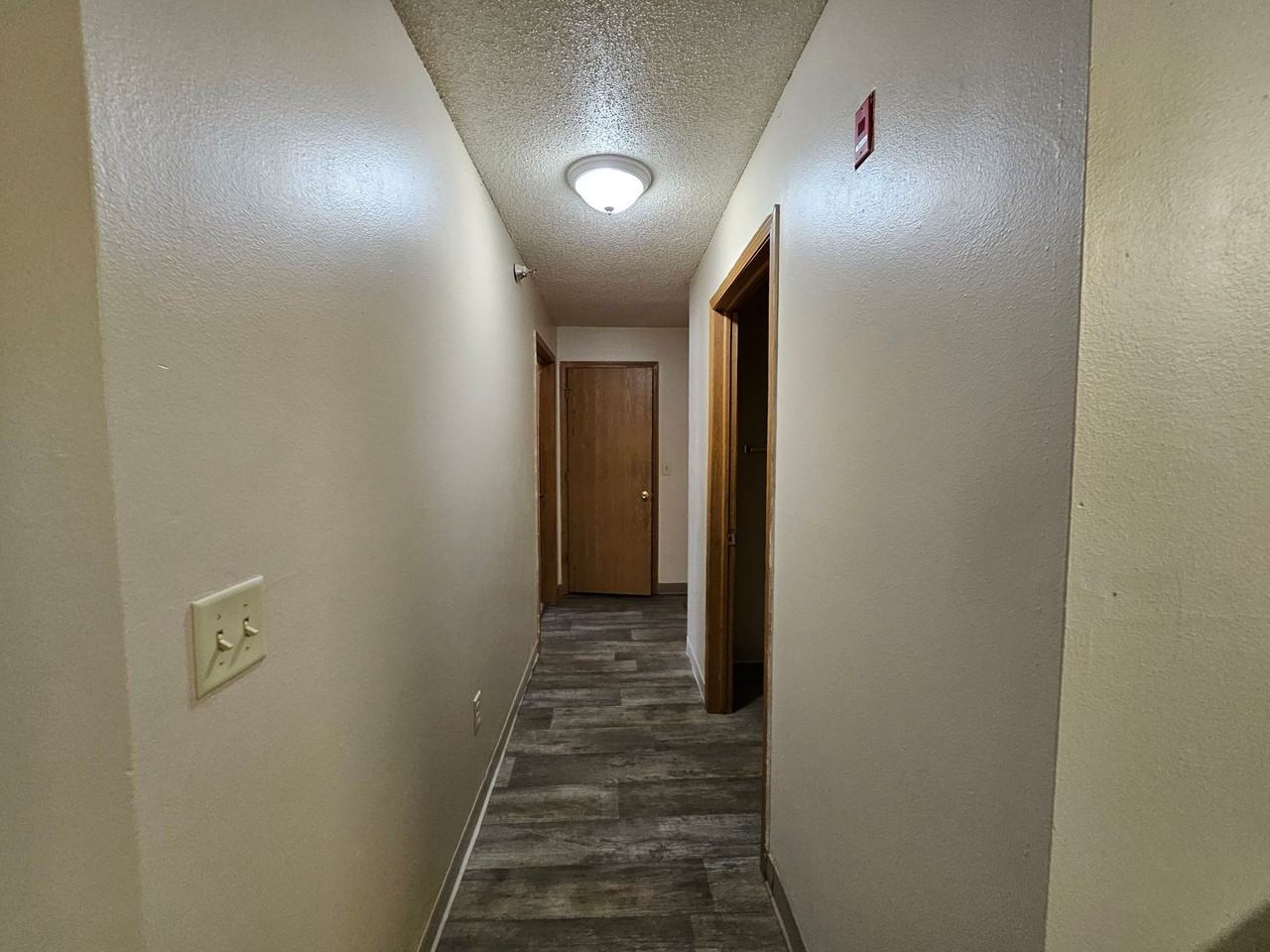 1201 E Bell Avenue - Photo 4 of 33