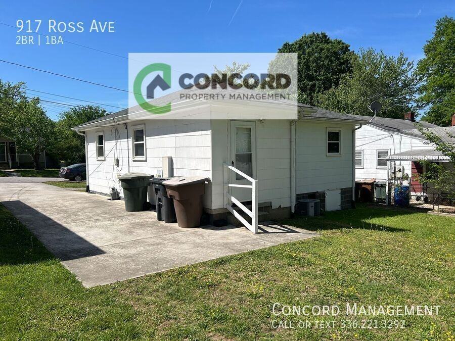 917 Ross Ave - Photo 2 of 15