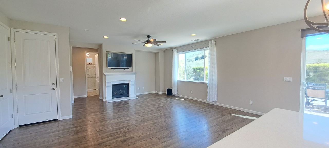 4719 Sweetwater Pl - Photo 7 of 39
