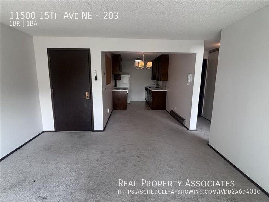 11500 15th Ave Ne #203 - Photo 4 of 12
