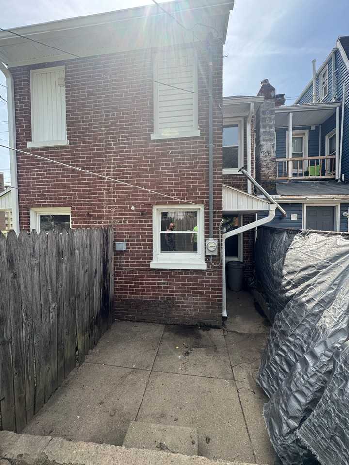 405 E King St #1 - Photo 2 of 17