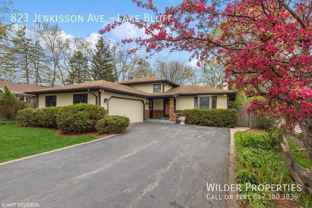 823 Jenkisson Ave - Photo 1 of 1