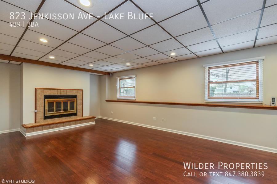 823 Jenkisson Ave - Photo 3 of 17