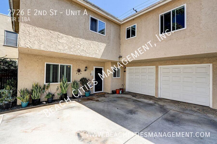 2726 E 2nd St #A - Photo 4 of 33