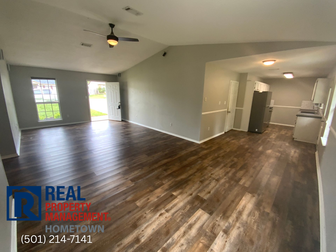 14123 Ridgecrest Dr - Photo 3 of 18