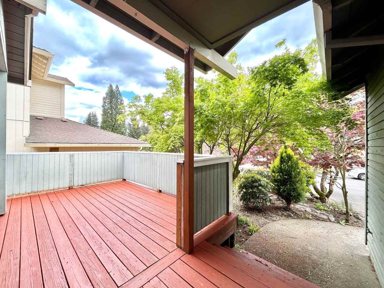 7931 Sw Bond St - Photo 3 of 35