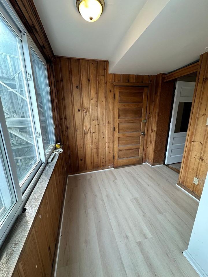 1929 W Larchmont Ave #2 - Photo 7 of 8