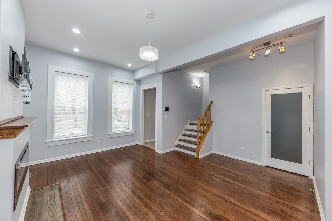 6543 S Drexel Ave #1 - Photo 4 of 27