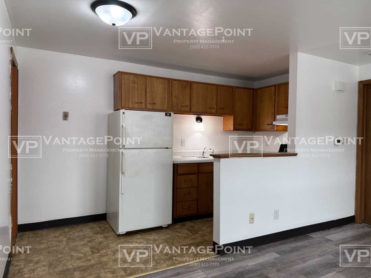 1542 Cass St #A - Photo 5 of 13