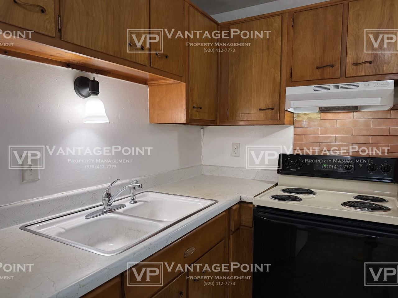 1542 Cass St #A - Photo 7 of 13