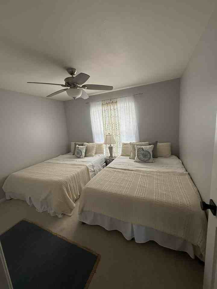 4718 Sw 12th Pl #1 - Photo 4 of 9