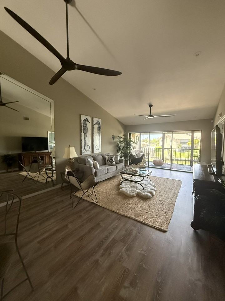 4718 Sw 12th Pl #1 - Photo 6 of 9