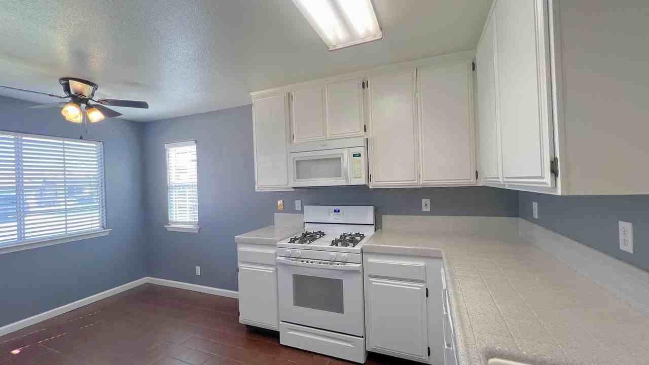 3105 Silver Spur Way #1 - Photo 6 of 19