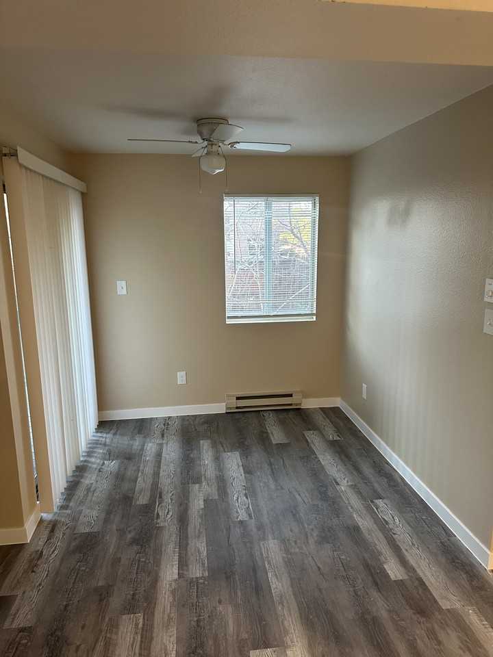 4531 Boardwalk Dr #U05 - Photo 7 of 28