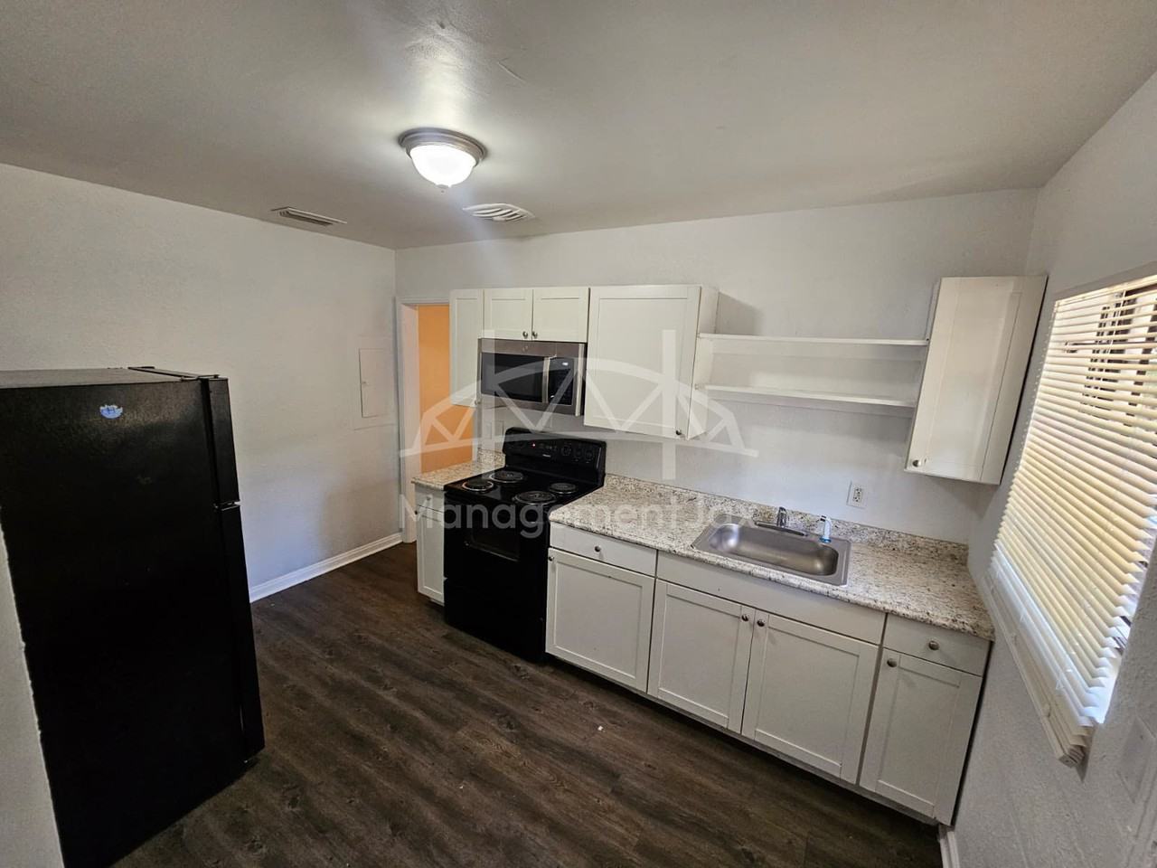 1010 Edgewood Ave W #1 - Photo 4 of 15