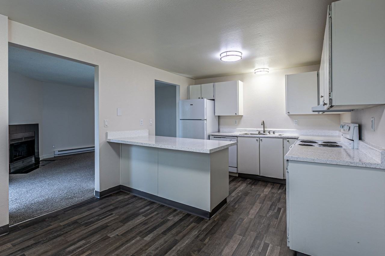 Valley Vista - Photo 7 of 47
