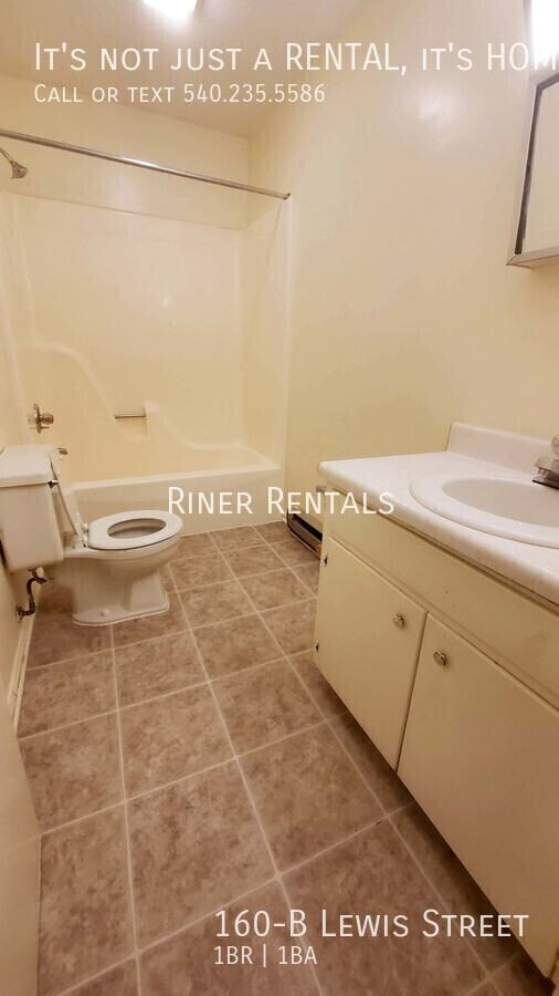 160 Lewis St Apt B - Photo 3 of 6