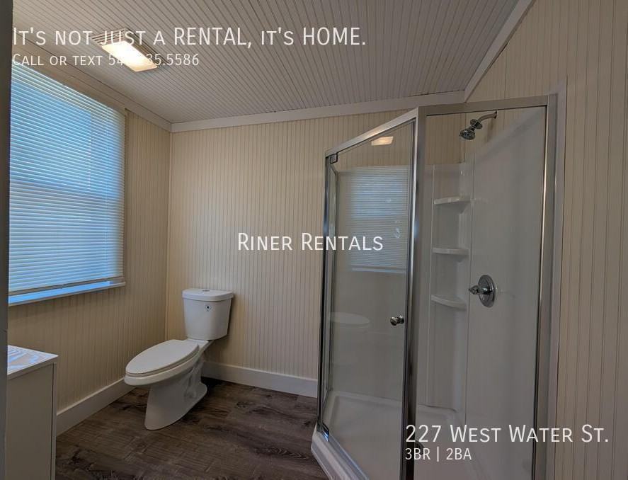 227 W Water St - Photo 6 of 16
