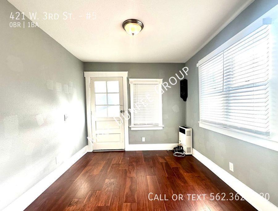 421 W 3rd St #5 - Photo 2 of 12