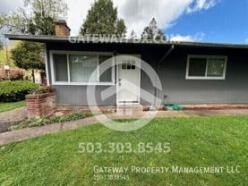 420 Ne 160th Ave - Photo 1 of 1