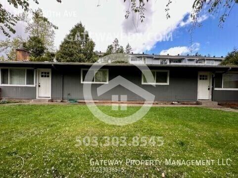 420 Ne 160th Ave - Photo 4 of 20