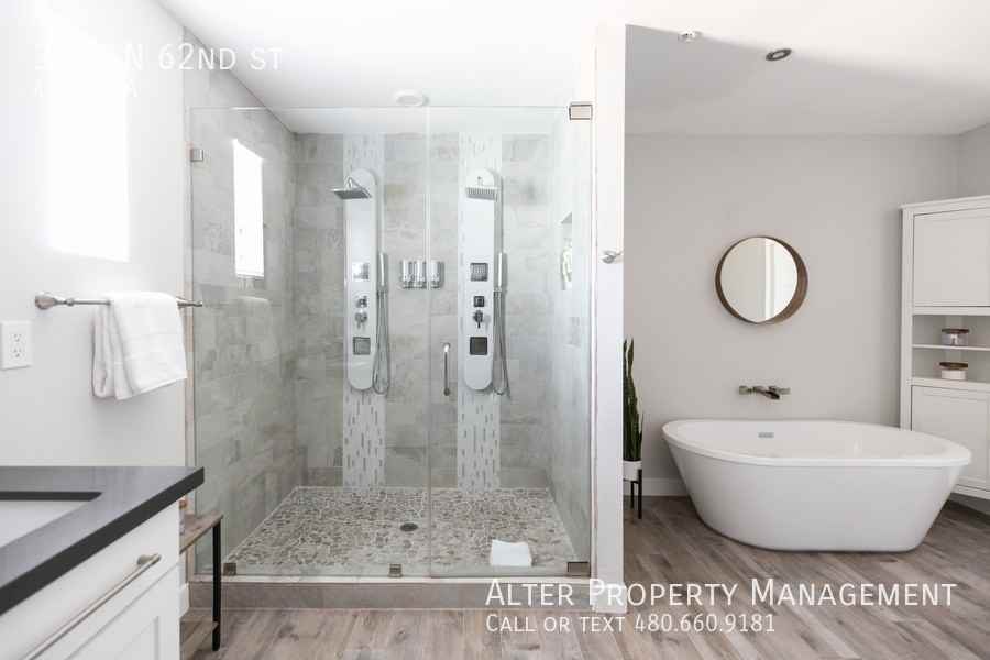 3331 N 62nd St - Photo 5 of 50