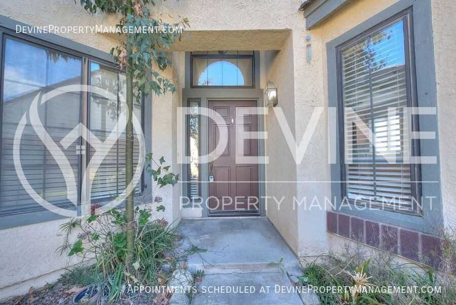 1266 Clearspring Dr - Photo 5 of 34