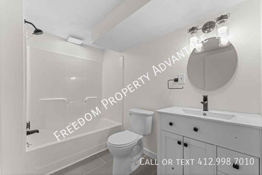 1010 1st Street Ext - Photo 3 of 39