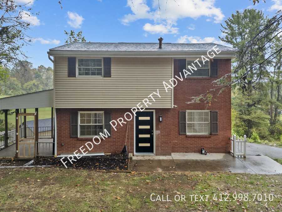 1010 1st Street Ext - Photo 4 of 39