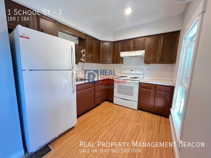 1 School St #J - Photo 5 of 8